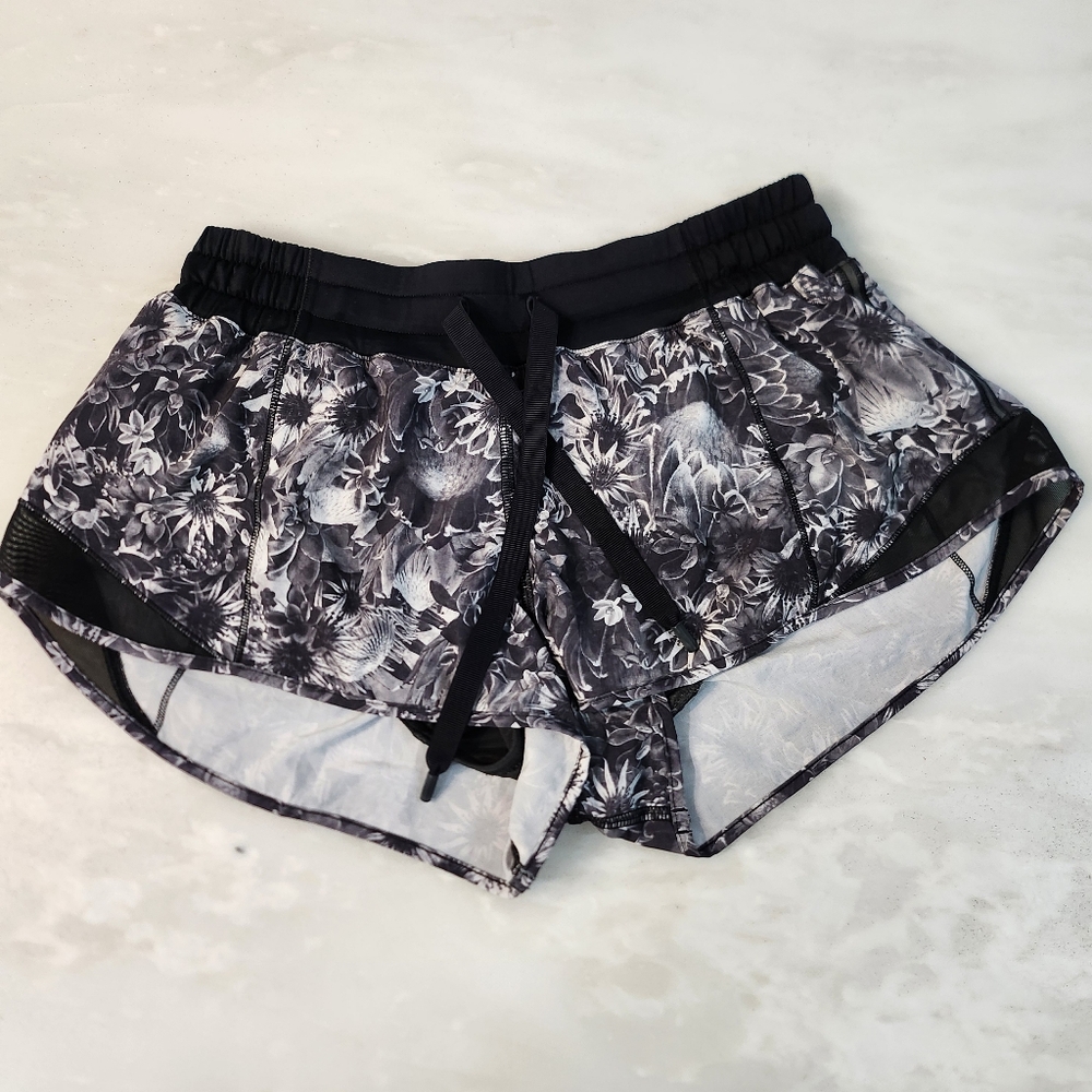 LULULEMON Hotty Hot  Floral Black and Gray Women's  Shorts - Picture 2 of 9